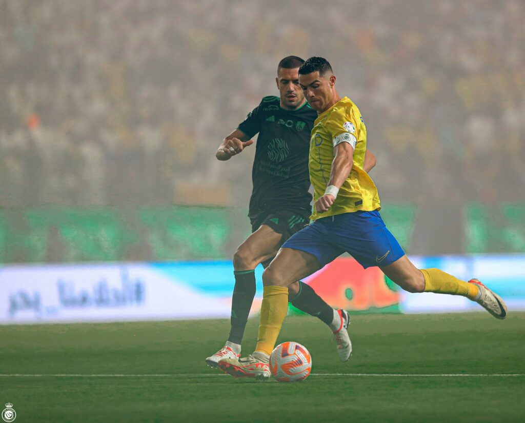 الأهلي يفاجئ النصر بتحرك حاسم لضم الصفقة المنتظرة.. صدمة للعالمي